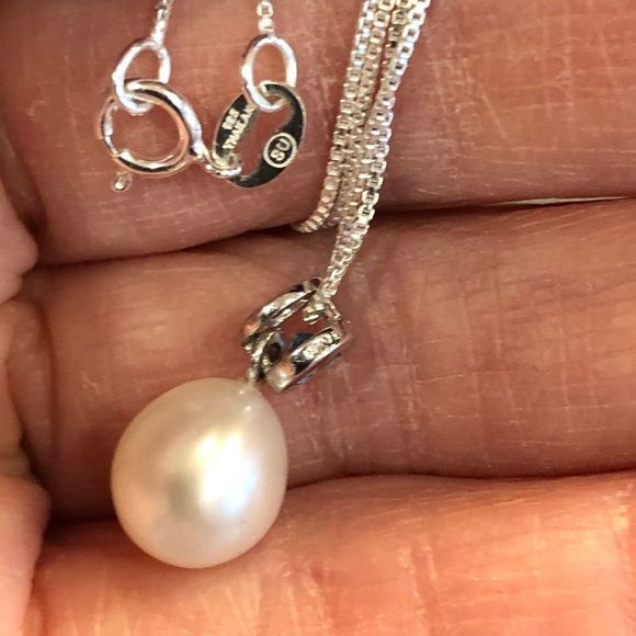 NWT 926 Floating charm pearl with blue stone - Picture 8 of 14